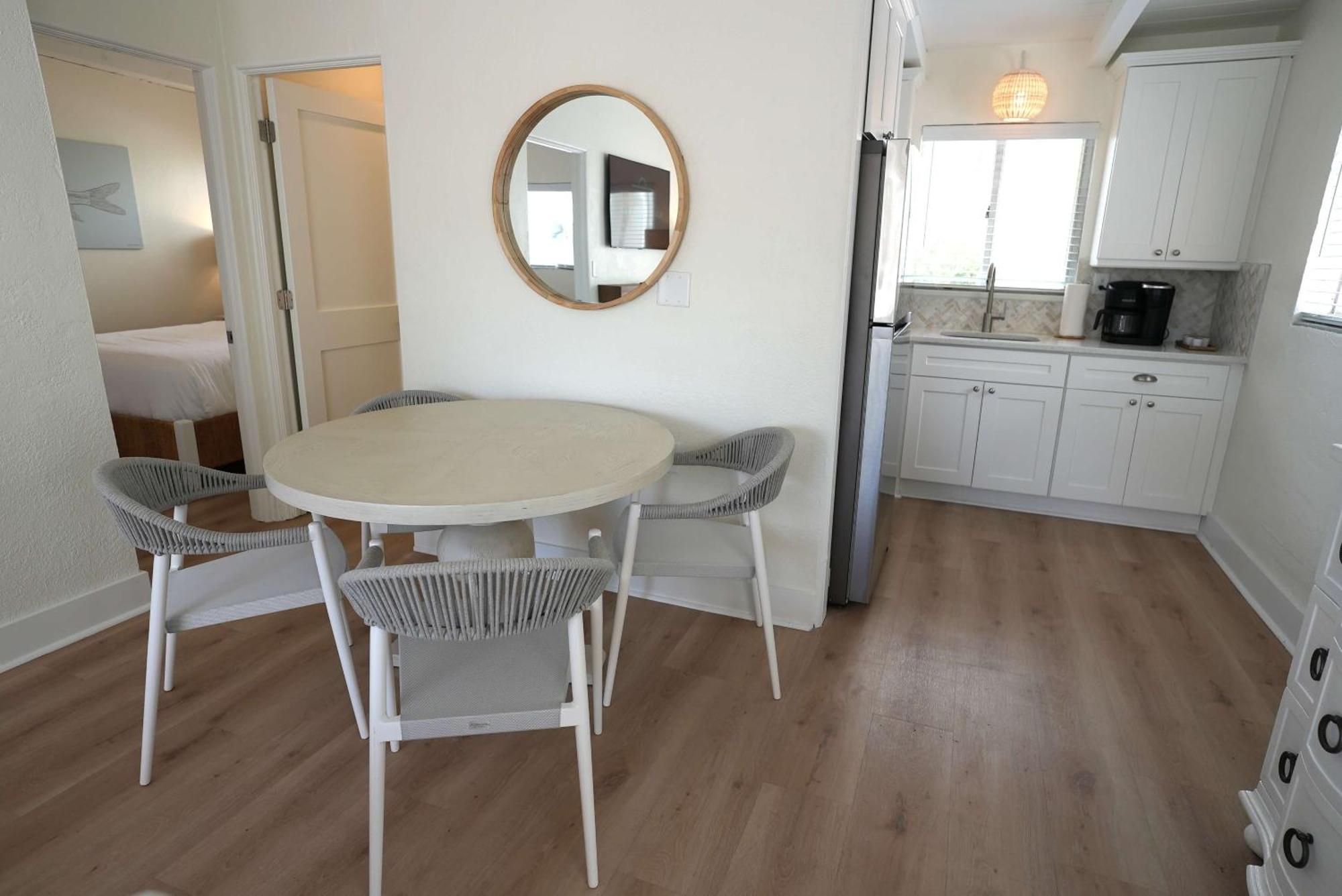 Manasota Key Hotel
