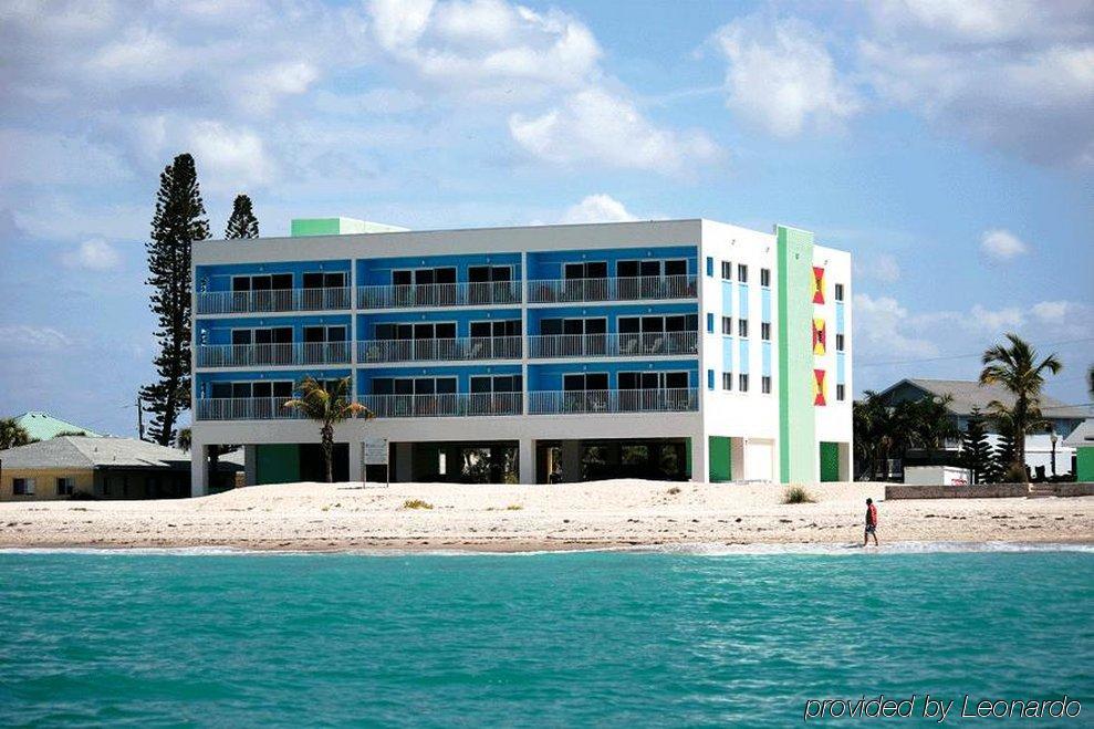 Manasota Key Hotel 3*